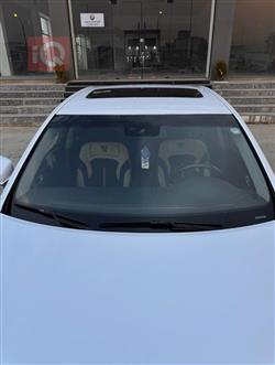 هیوندای جێنسس